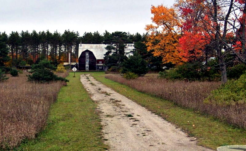 Kandahar Barn - 2023 Street View (newer photo)